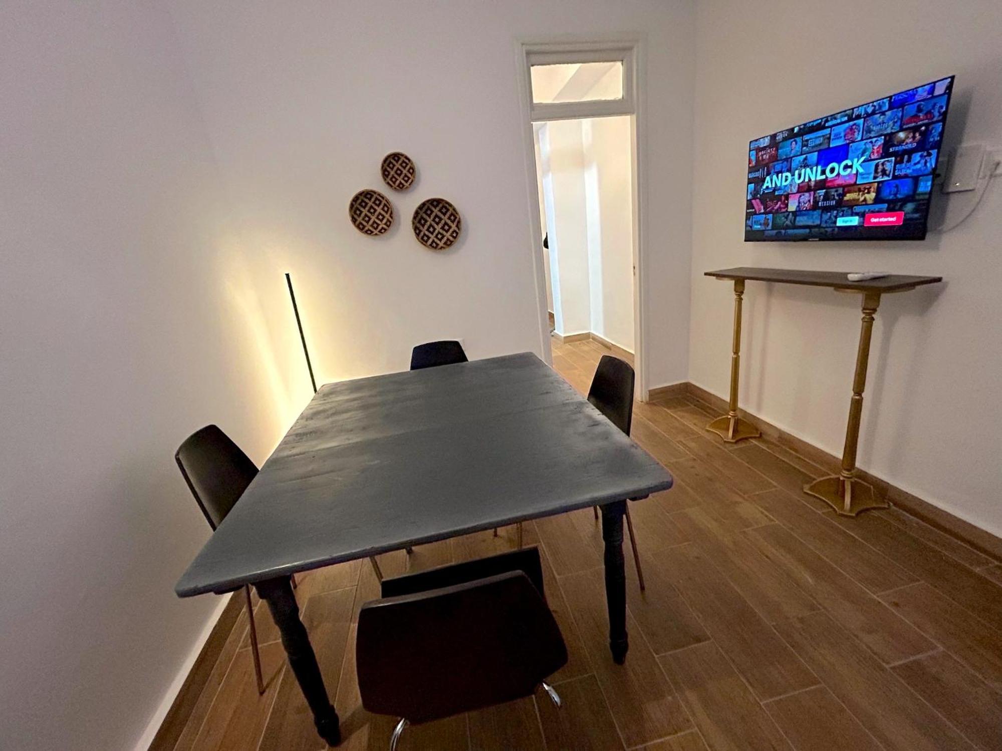 Queen Regina Suites By Platform 357 Λευκωσία Εξωτερικό φωτογραφία