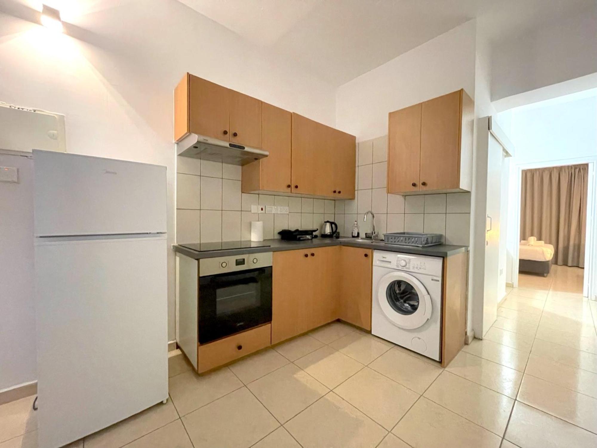 Queen Regina Suites By Platform 357 Λευκωσία Εξωτερικό φωτογραφία