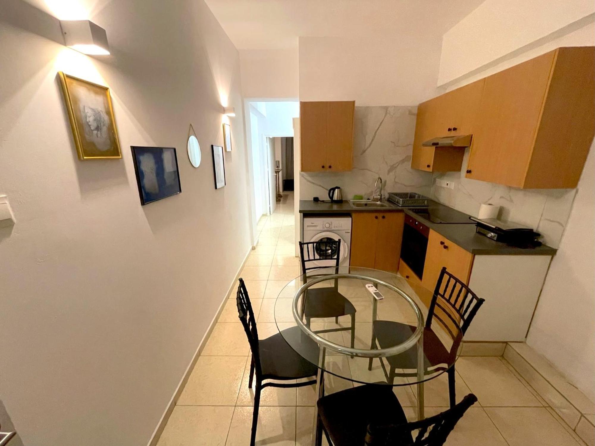 Queen Regina Suites By Platform 357 Λευκωσία Εξωτερικό φωτογραφία